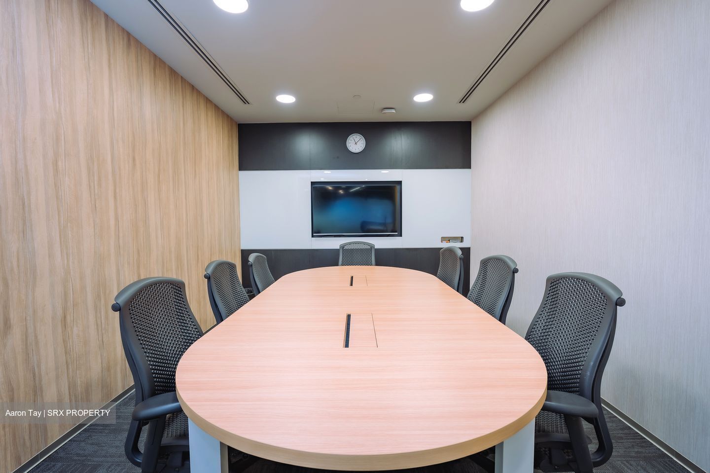 Bugis Junction (D7), Office #552883141